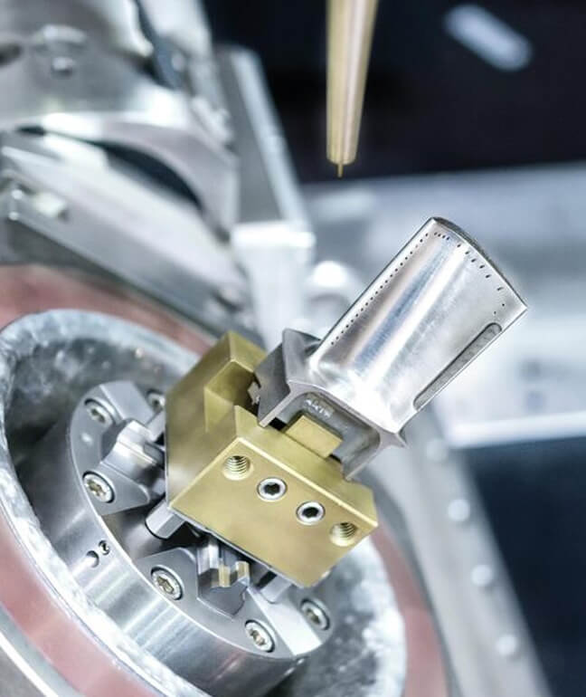 Flexible Processing of Custom Structures for 3C Equipment